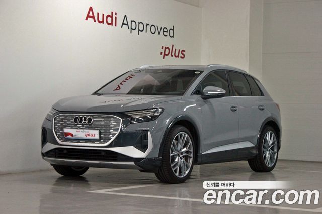Audi Q4 e-tron F4 45 Premium - фото 0