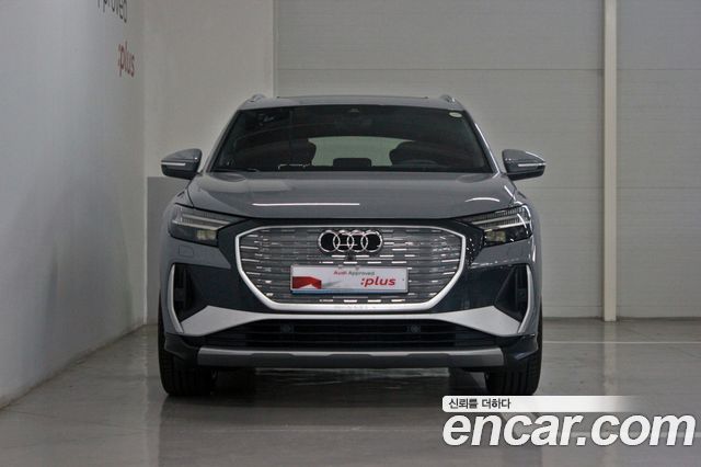 Audi Q4 e-tron F4 45 Premium - фото 2