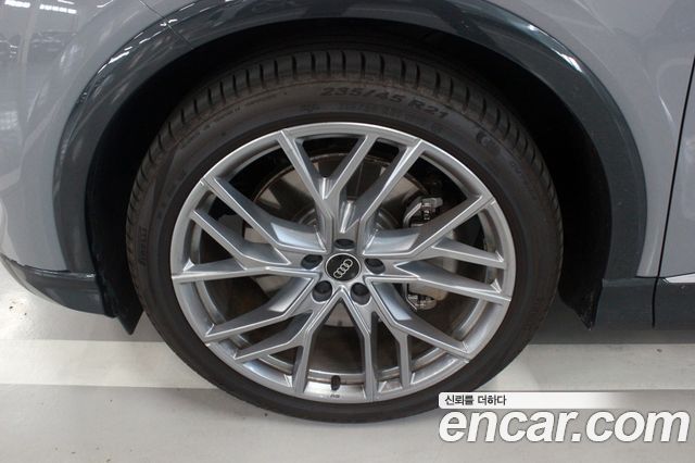 Audi Q4 e-tron F4 45 Premium - фото 4