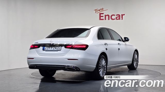 Mercedes-Benz E-Class W213 E250 Exclusive - фото 1