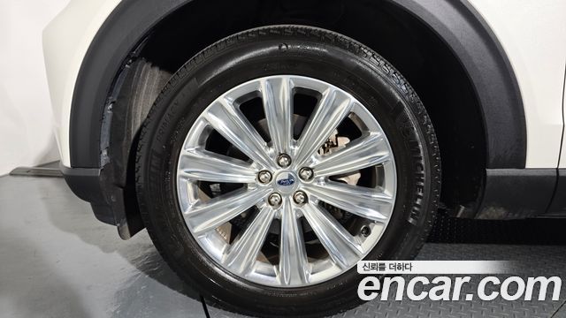 Ford Explorer 6-го поколения 2.3 LimIted 4WD - фото 3