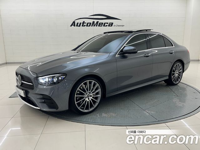 Mercedes-Benz E-Class W213 E350 4MATIC AMG Line - фото 1