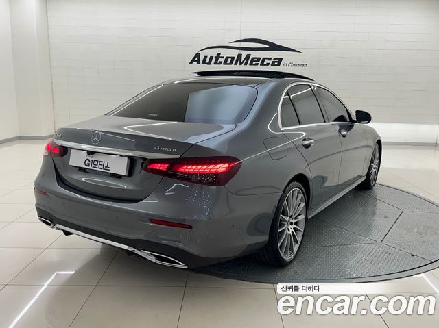 Mercedes-Benz E-Class W213 E350 4MATIC AMG Line - фото 3