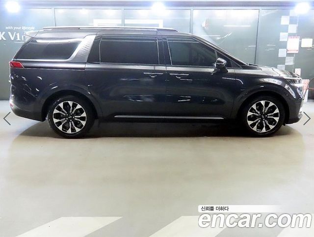 Kia Carnival 4-го поколения Gasoline 9-Seater Noblesse - фото 1