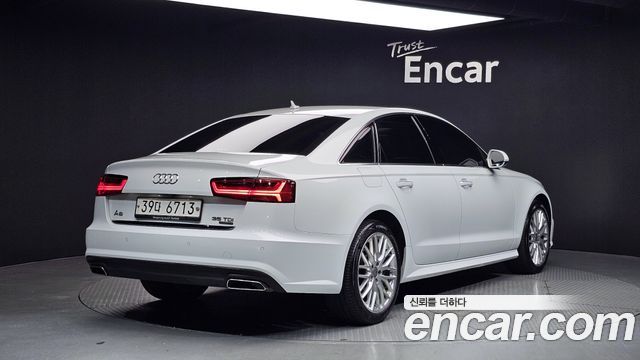 Audi A6 35 TDI Premium C7 - фото 1