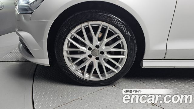 Audi A6 35 TDI Premium C7 - фото 4