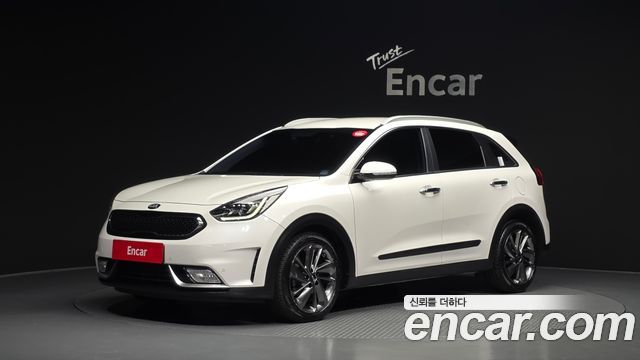 Kia Niro Noblesse - фото 0