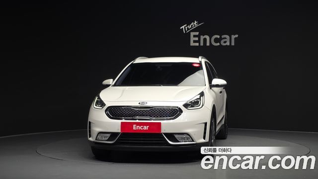 Kia Niro Noblesse - фото 2