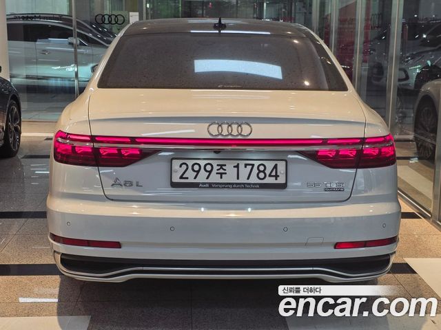Audi A8 D5 55 TFSI Quattro Premium LWB - фото 3