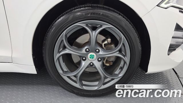 Kia K5 3-го поколения 2.0 LPI(Renter car) Strandard - фото 4
