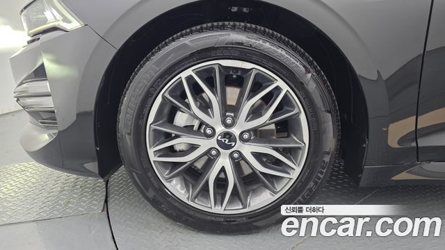 Kia K5 3-го поколения 2.0 LPI(Renter car) Trandy - фото 4