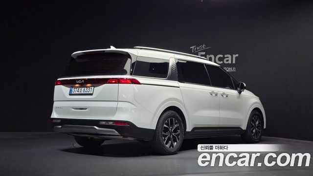 Kia Carnival 4-го поколения 9-Seater Noblesse - фото 1