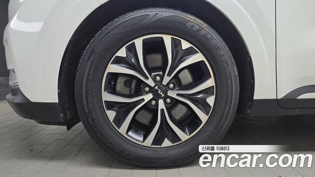 Kia Carnival 4-го поколения 9-Seater Noblesse - фото 4