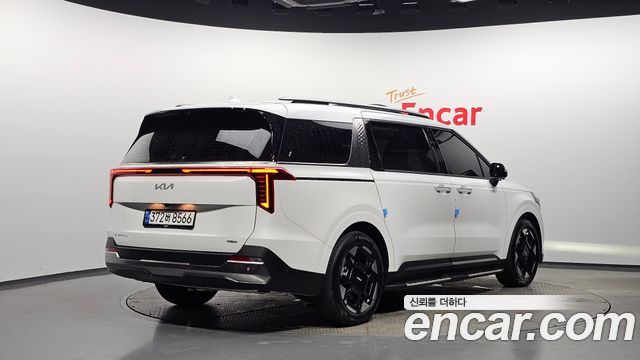 Kia Carnival Новый 4-го поколения HEV 7seater Signature - фото 1