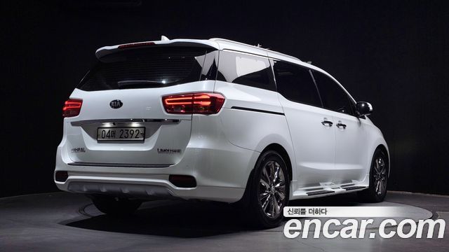 Kia Carnival Новый 7-Seater Limousine President - фото 1