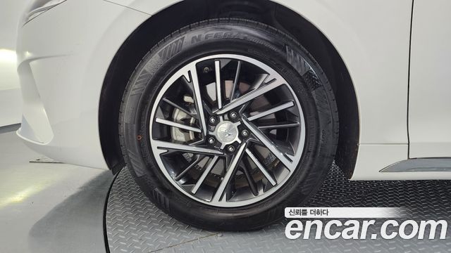Hyundai Grandeur Новый IG 3.0 LPi Rent Car Modern - фото 4
