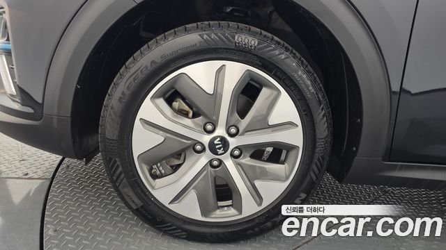 Kia Niro EV Prestige - фото 3