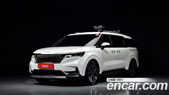 Kia Carnival 4-го поколения 7-Seater Signature - фото 0