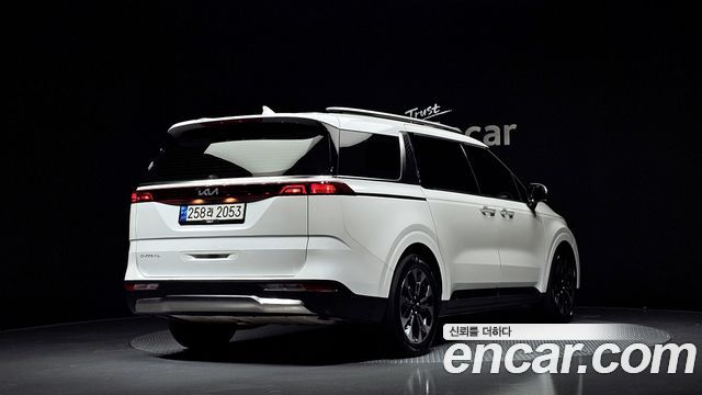 Kia Carnival 4-го поколения 7-Seater Signature - фото 1