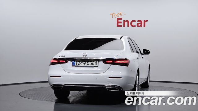 Mercedes-Benz E-Class W213 E250 Exclusive - фото 3