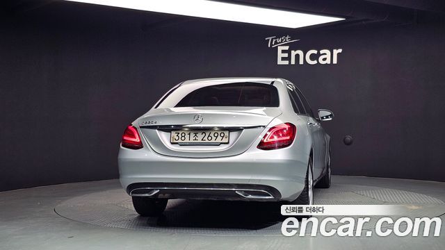 Mercedes-Benz C-Class W205 C220 d Avantgarde - фото 3