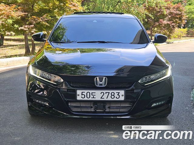 Honda Accord 10-го поколения 2.0 Turbo Sport - фото 0
