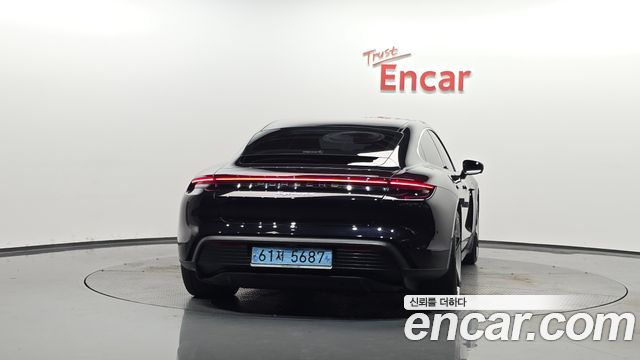 Porsche Taycan 4S - фото 3
