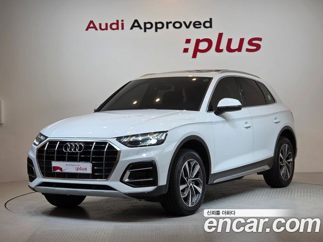 Audi Q5 FY 40 TDI Quattro - фото 0