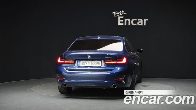 BMW 3-Series G20 320i Luxury - фото 3