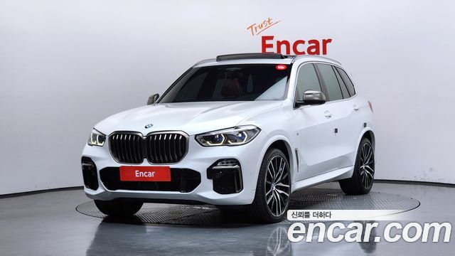 BMW X5 G05 M50i - фото 0