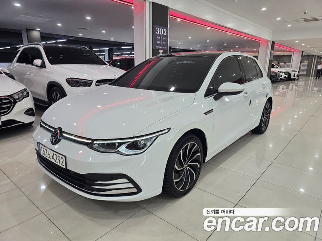 Volkswagen Golf 8-го поколения 2.0 TDI Prestige - фото 0