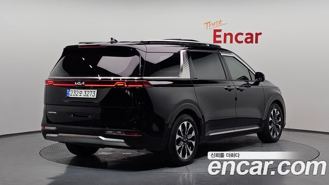 Kia Carnival 4-го поколения 7-Seater Signature - фото 1
