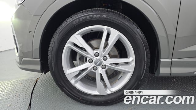 Audi Q3 F3 35 TDI Premium Sportback - фото 4