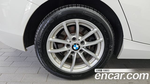 BMW 1-Series F20 118d JOY 5DOOR - фото 4