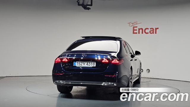 Mercedes-Benz E-Class W214 E300 4MATIC Exclusive - фото 3