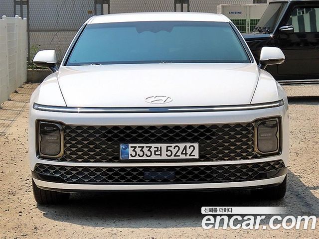 Hyundai Grandeur GN7 2,5 Gasoline 2WD Calligraphy - фото 0