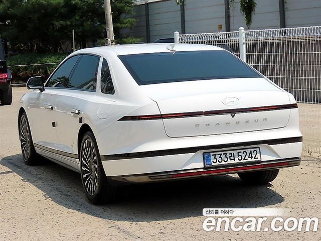 Hyundai Grandeur GN7 2,5 Gasoline 2WD Calligraphy - фото 2