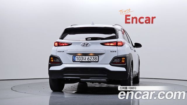 Hyundai Kona гибрид Premium Special - фото 3