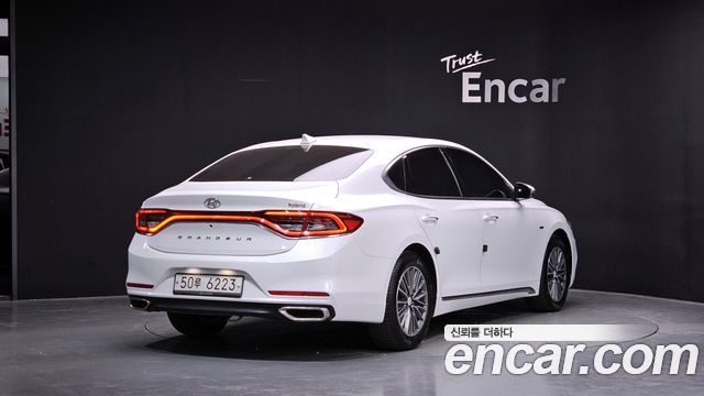 Hyundai Grandeur IG, гибрид Premium - фото 0