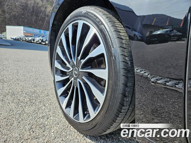 Lincoln Continental 10-го поколения 3.0 Black Label AWD - фото 4