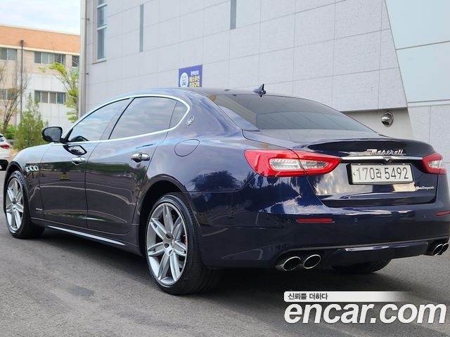 Maserati Quattroporte 3.0 Diesel Granlusso - фото 1