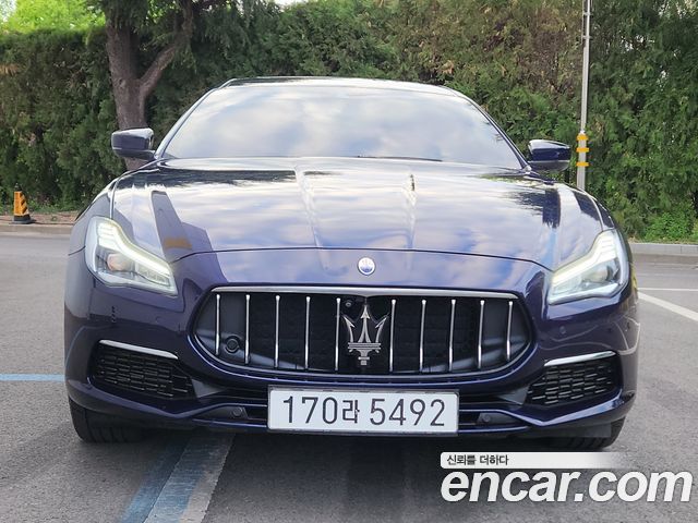 Maserati Quattroporte 3.0 Diesel Granlusso - фото 4