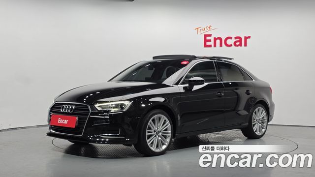 Audi A3 40 TFSI 8V - фото 0