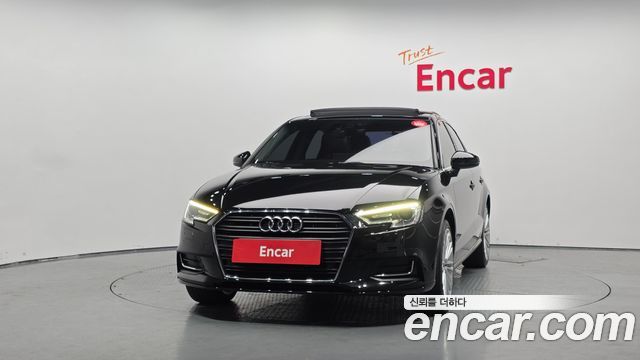 Audi A3 40 TFSI 8V - фото 2