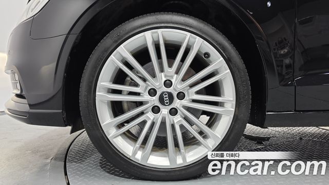 Audi A3 40 TFSI 8V - фото 4