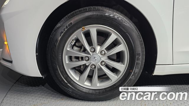 Hyundai Avante Новый AD 1.6 Smart - фото 4