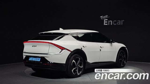 Kia EV6 Long Range 4WD Earth - фото 1