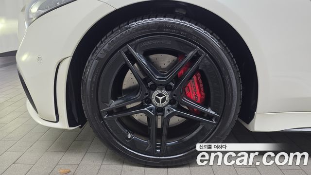 Mercedes-Benz CLS-Class C257 CLS300d AMG Line - фото 4