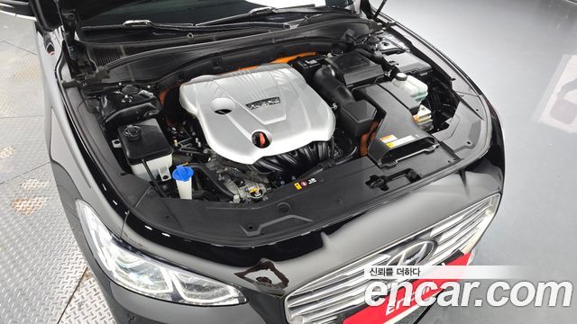 Hyundai Grandeur IG, гибрид Exclusive - фото 4