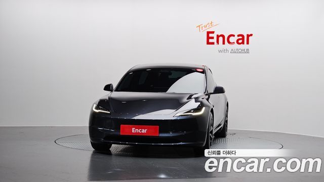 Tesla Model 3 Long Range AWD - фото 2